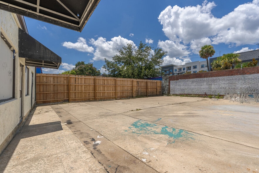 More Photos Of 1200 Kings Ave, Jacksonville Freestanding For Lease
