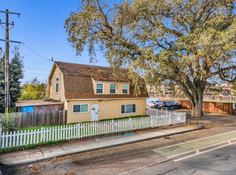 More Photos Of 29517-29529 Dixon St, Hayward Apartments For Sale