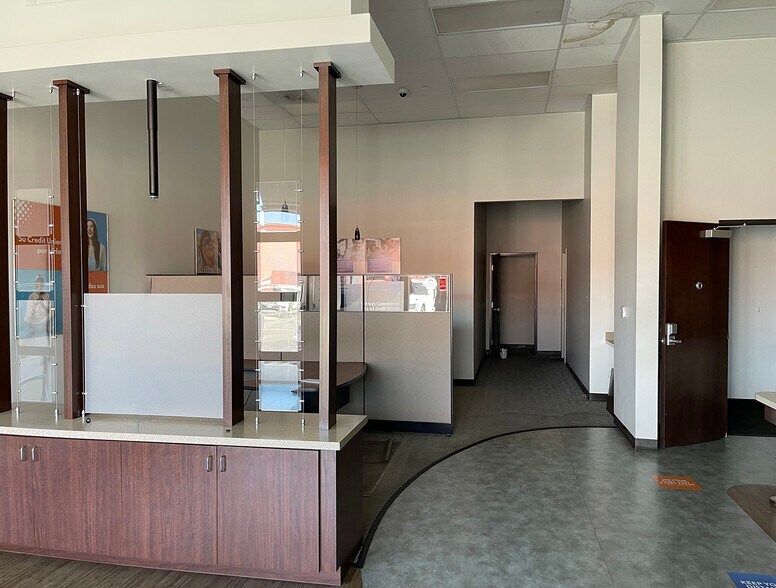 More Photos Of 2501-2599 S Santa Fe Ave, Vernon Freestanding For Sale