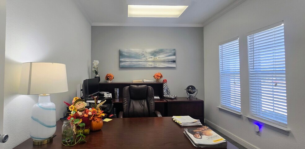 More Photos Of 1205 Bent Oaks Ct, Denton Office For Sale