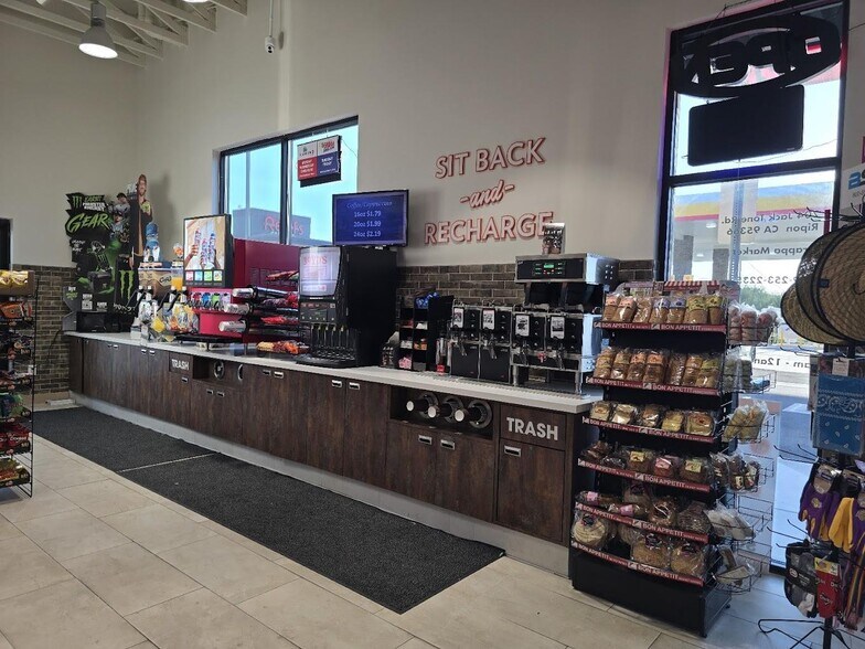 More Photos Of 710 N Jack Tone Rd, Ripon General Retail For Sale