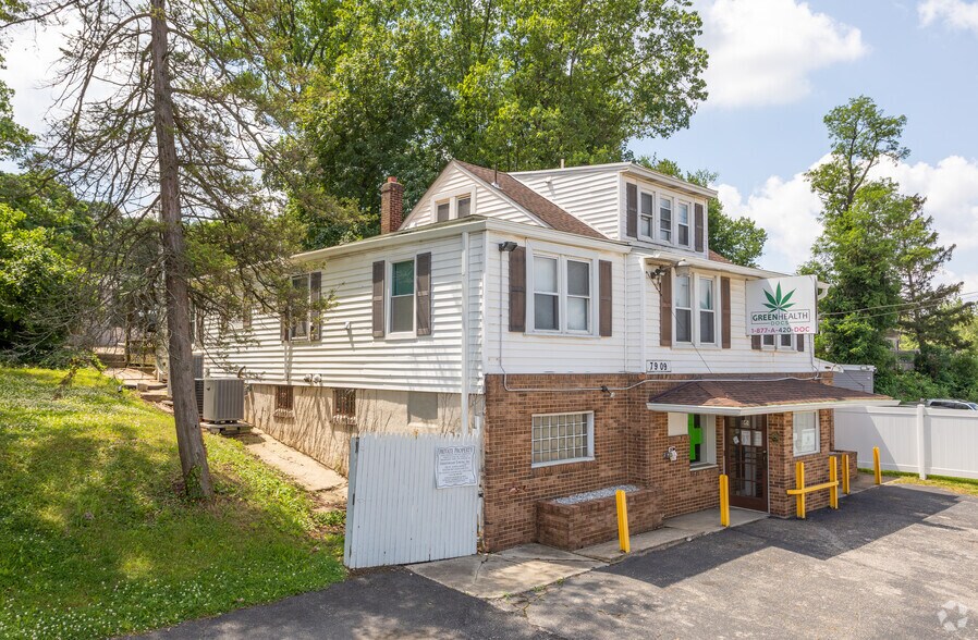 Primary Photo Of 7909 Pulaski Hwy, Rosedale Storefront Retail Residential For Lease