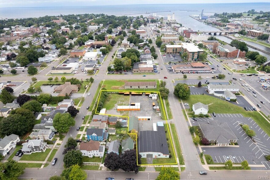 More Photos Of 17-19 W Albany St, Oswego Self Storage For Sale