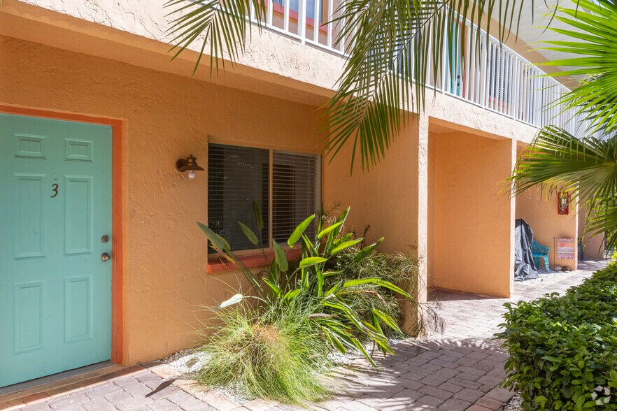 More Photos Of 1405 S Lorenzo Ave, Tampa Apartments For Sale