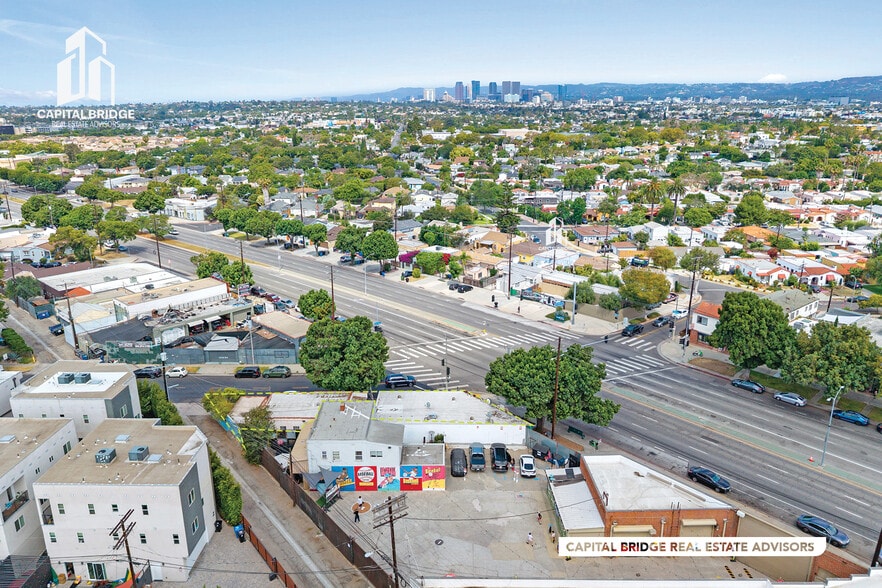 More Photos Of 5766 Venice Blvd, Los Angeles General Retail For Sale