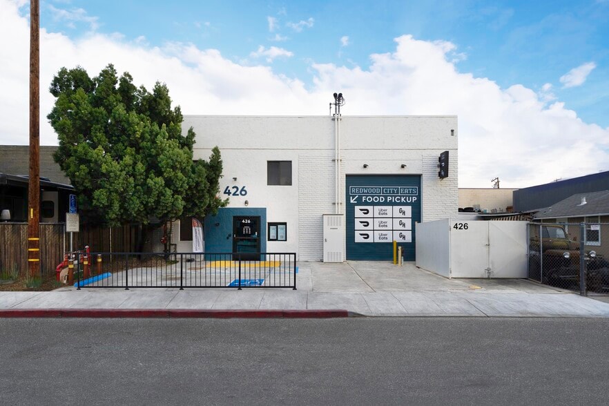 Primary Photo Of 426 MacArthur Ave, Redwood City Service For Lease