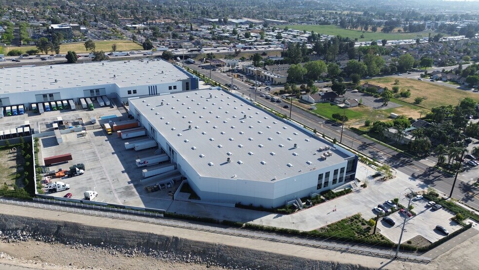 Primary Photo Of 1861 Mountain View, Redlands Distribution For Lease