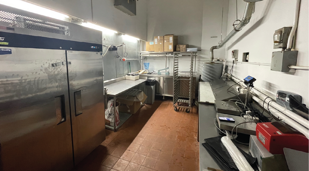 More Photos Of 2451 46th St, Astoria Industrial For Lease