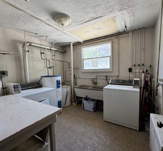 More Photos Of 304 Yonge St, Kingston Apartments For Sale