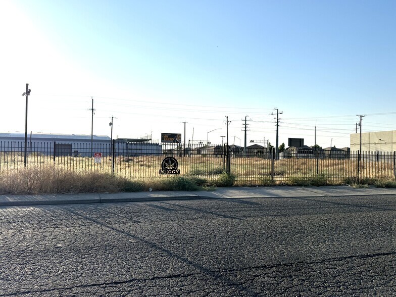 More Photos Of Whitmore Ave, Modesto Land For Sale