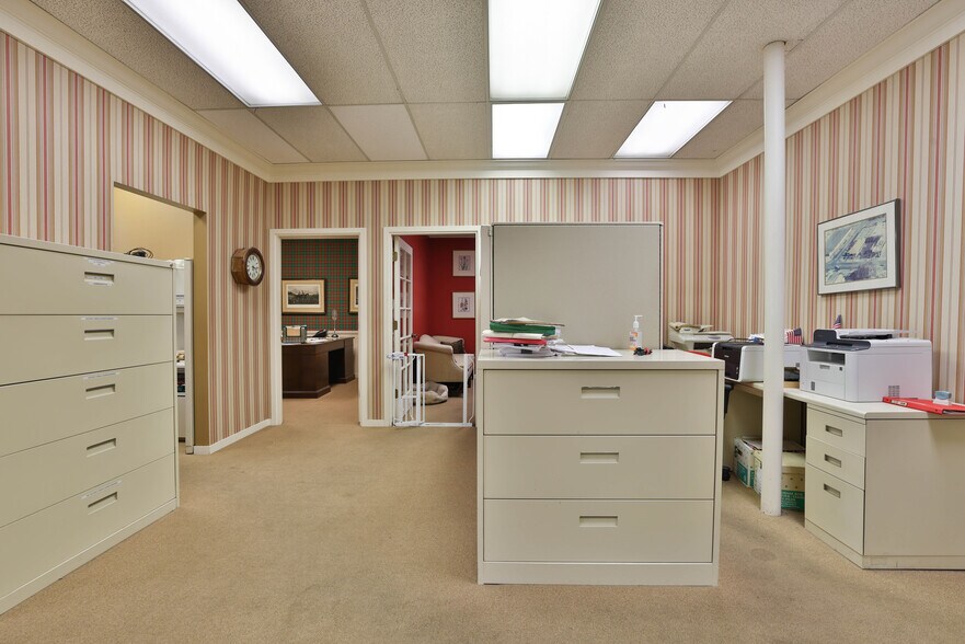 More Photos Of 1156 N 4th St, San Jose Office For Lease