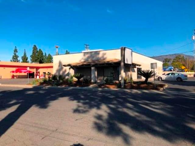 More Photos Of 5350 Olive St, Montclair Storefront Retail Office For Lease