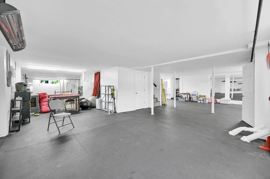 More Photos Of , Mamaroneck Unknown For Sale