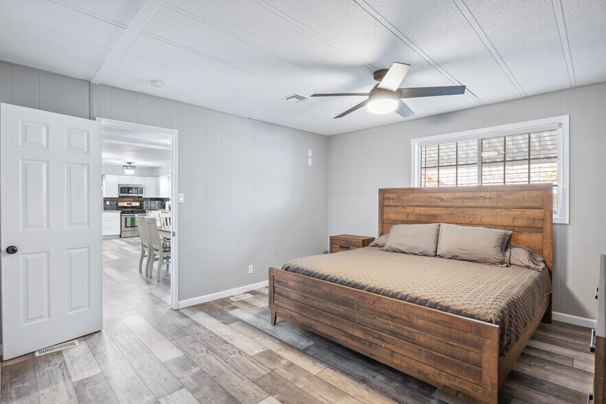 More Photos Of 1837 Riverside Dr, Bullhead City Specialty For Sale