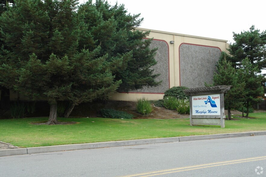 Primary Photo Of 11345 Commercial Pky, Castroville Warehouse For Lease