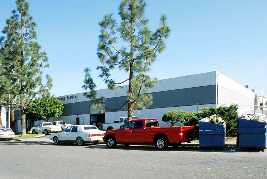 More Photos Of 720 Hundley Way, Placentia Warehouse For Lease