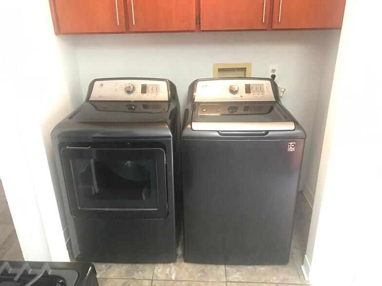 More Photos Of 510 Maple St, West Sacramento Apartments For Sale