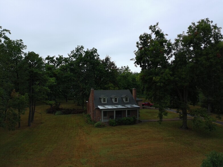 More Photos Of 1901 S State Highway 239, Osceola Specialty For Sale