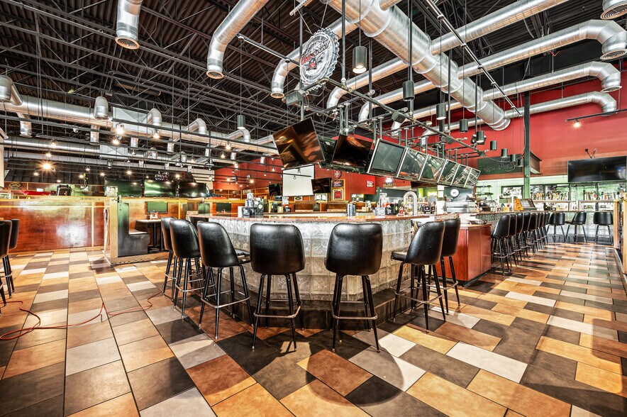 More Photos Of 5400 William Penn Hwy, Export Restaurant For Sale