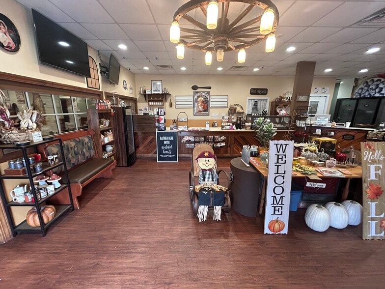 More Photos Of 8291 Savannah Hwy Hwy, Norway Restaurant For Sale