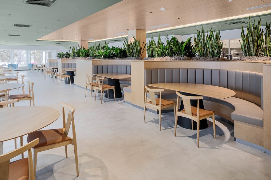 More Photos Of 404 Wyman St, Waltham Office For Lease