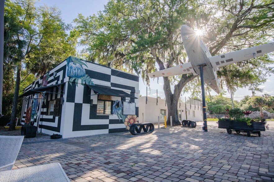 More Photos Of 1435 Naldo Ave, Jacksonville Restaurant For Lease