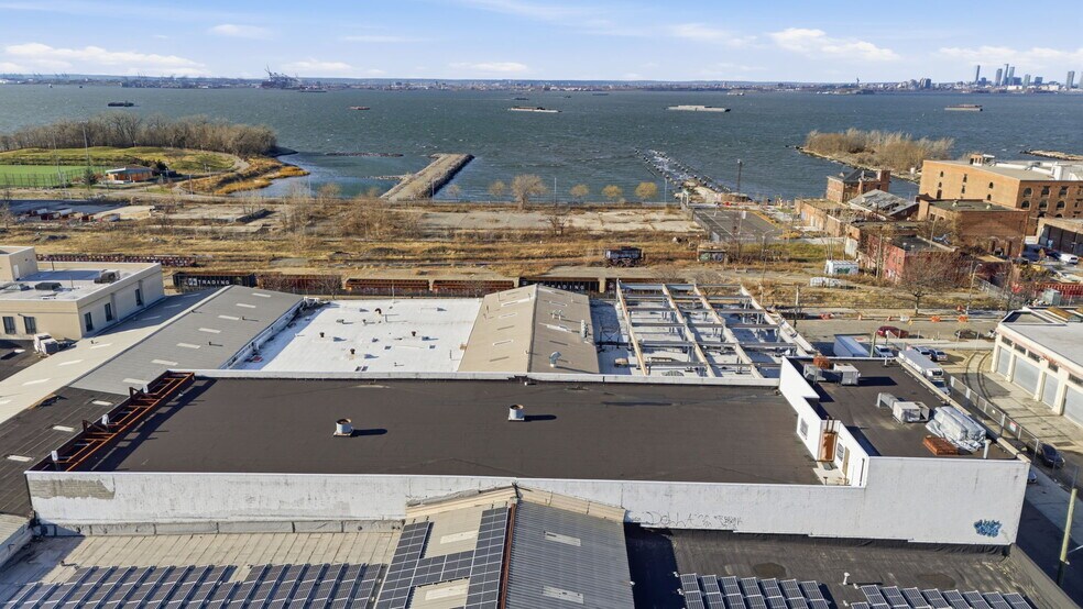 More Photos Of 128 44th St, Brooklyn Warehouse For Lease