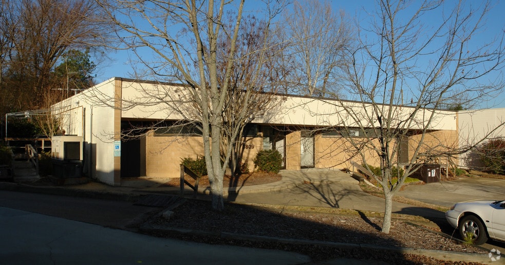 More Photos Of 3809 Beryl Rd, Raleigh Light Distribution For Lease
