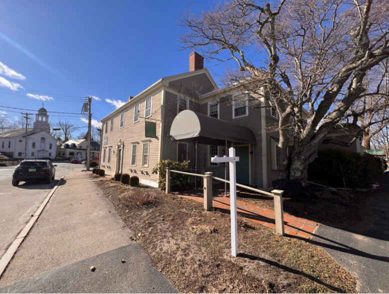 More Photos Of 16 Long Sands Rd, York Medical For Lease