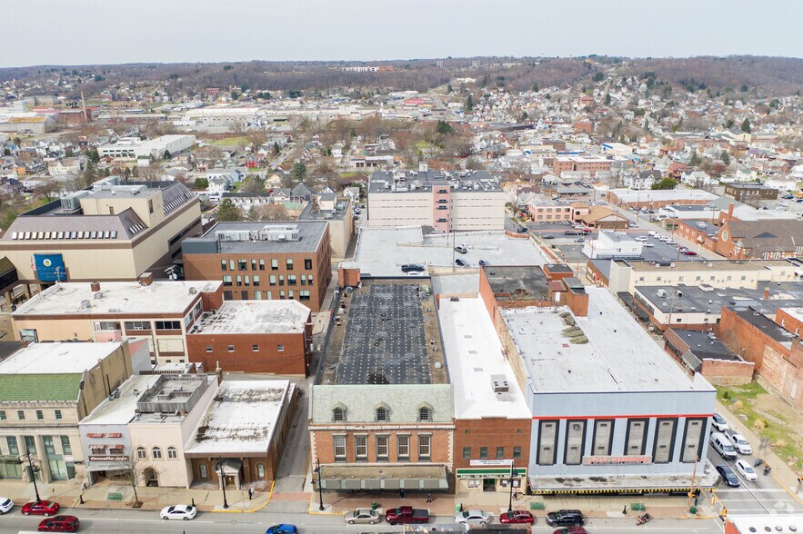 More Photos Of 220 S Main St, Butler Medical For Lease