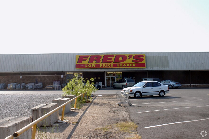 More Photos Of 500 US 90, Patterson Supermarket For Lease