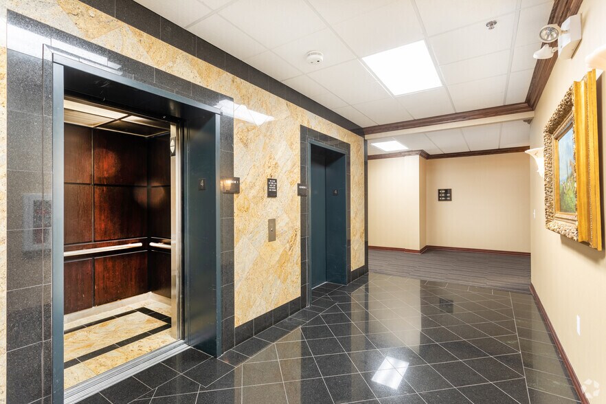 More Photos Of 28345 Beck Rd, Wixom Coworking Space