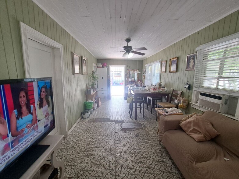 More Photos Of 2835 SW 37th Ct, Miami Apartments For Sale