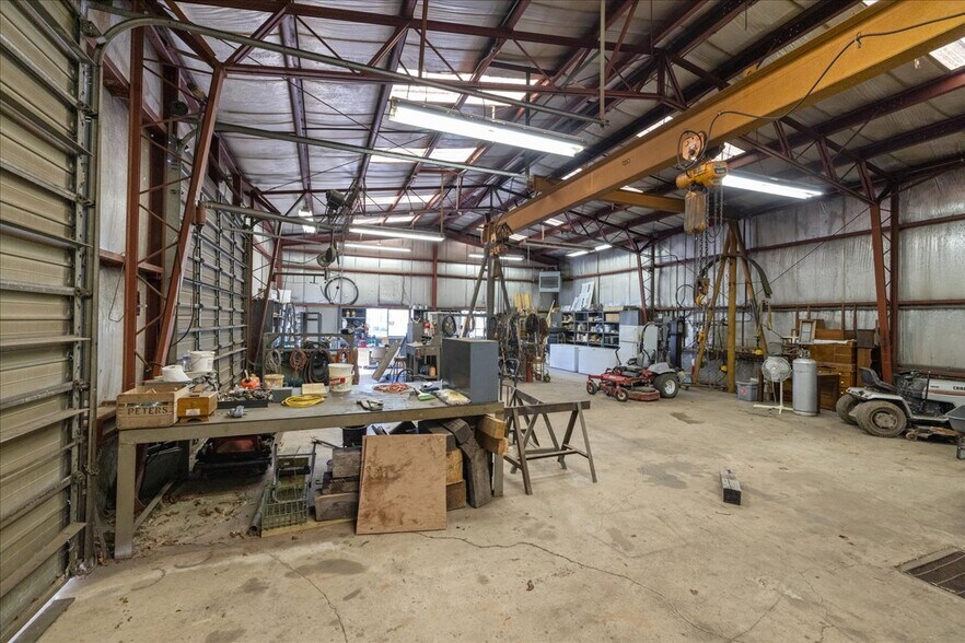 More Photos Of 563 Deep Run Rd, Perkasie Contractor Storage Yard For Sale