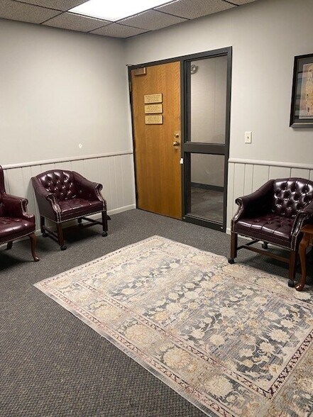 More Photos Of 300 3rd Ave SE, Rochester Medical For Sale