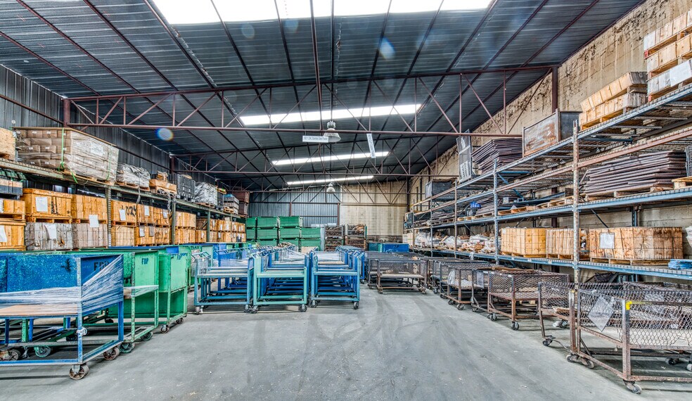 More Photos Of 1076 Airport Rd, Tappahannock Warehouse For Lease