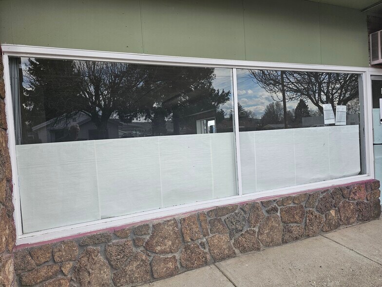 More Photos Of 917 E Main St, Klamath Falls Flex For Sale