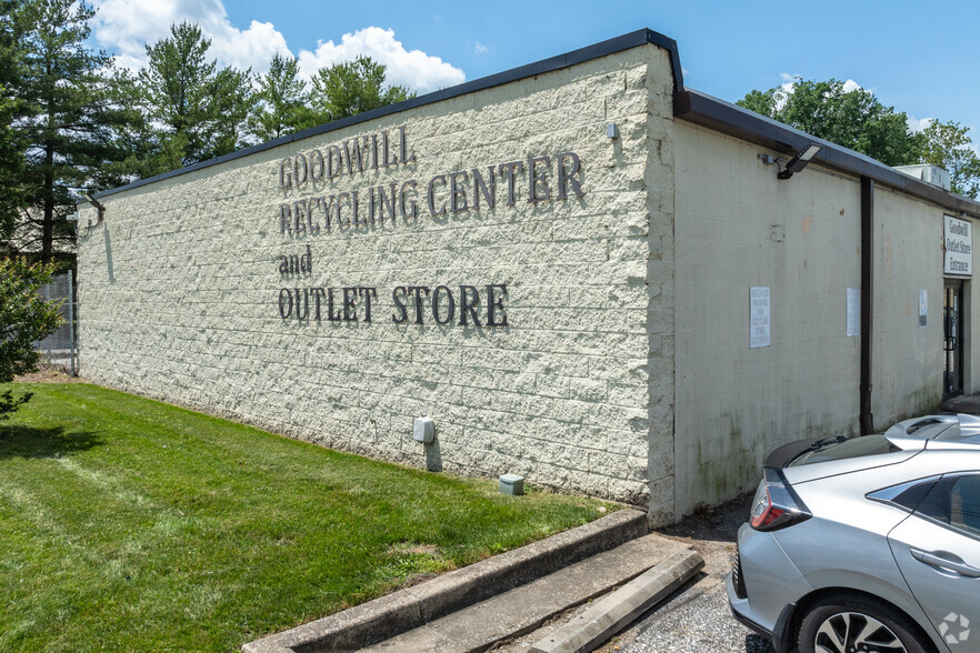 Primary Photo Of 800-810 Central Ave, Linthicum Warehouse For Sale