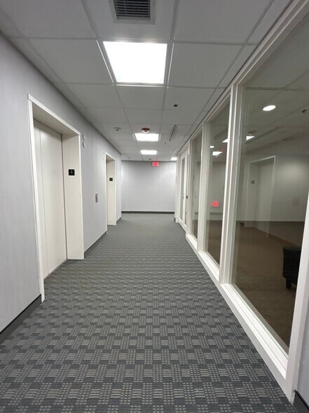 More Photos Of 4801 Southwick Dr, Matteson Medical For Lease