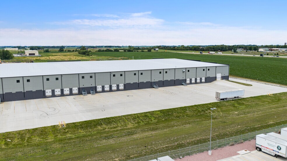 More Photos Of 5400 Career Ave, Sioux Falls Industrial For Lease
