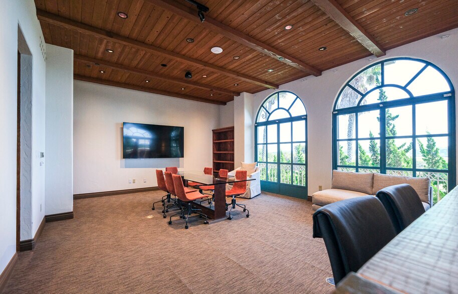 More Photos Of 6500 Hollister Ave, Goleta Office Residential For Lease