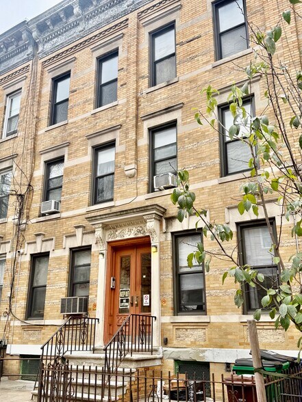 More Photos Of 2052 Gates Ave, Ridgewood Apartments For Sale