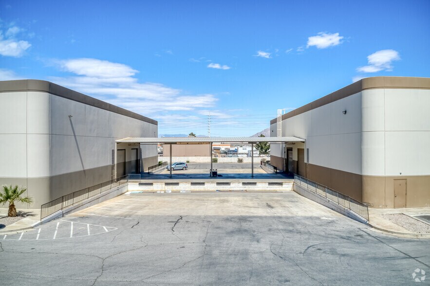 More Photos Of 441 Eastgate Rd, Henderson Warehouse For Lease