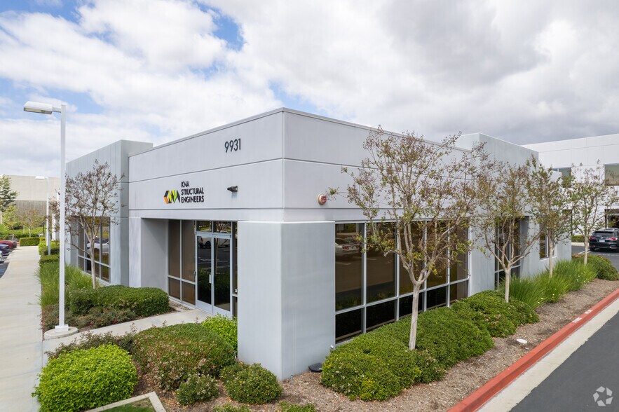 More Photos Of 9963-9987 Muirlands Blvd, Irvine Research And Development For Sale