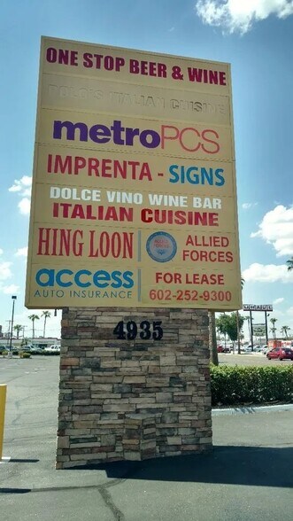 More Photos Of 4935 W Glendale Ave, Glendale Unknown For Lease