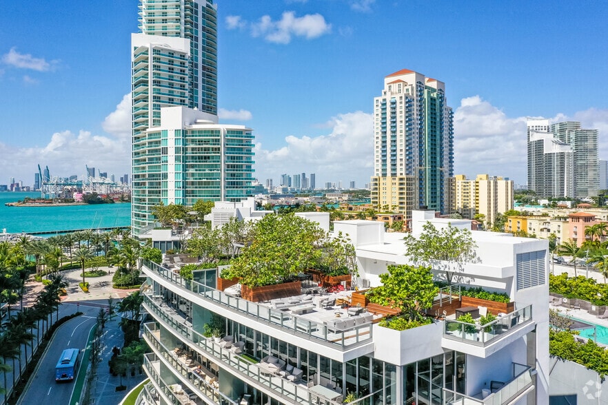 More Photos Of 801 S Pointe Dr, Miami Beach Apartments For Lease