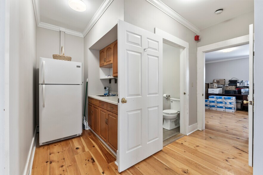 More Photos Of 2204 Woodbury Ave, Newington Office For Sale