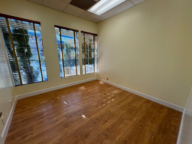 More Photos Of 6100 Plumas St, Reno Office For Lease