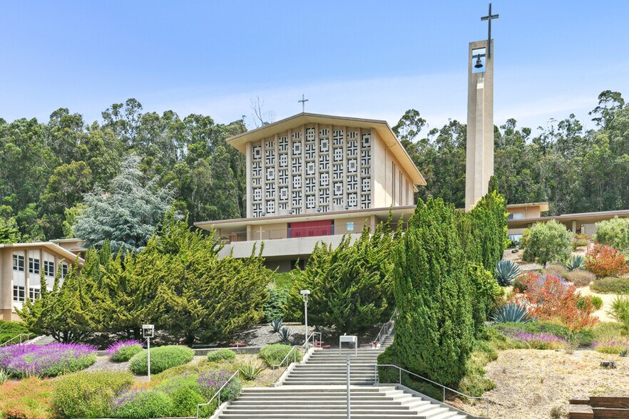 More Photos Of 3500 Mountain Blvd, Oakland Schools For Sale