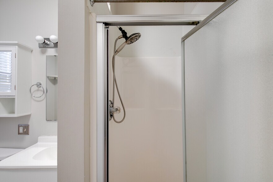 More Photos Of 1320 W Main St, Richmond Office Residential For Sale